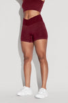 Crisscross Hourglass® Seamless Midi Shorts