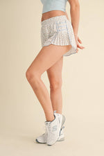 Ditsy Print On Point Shorts