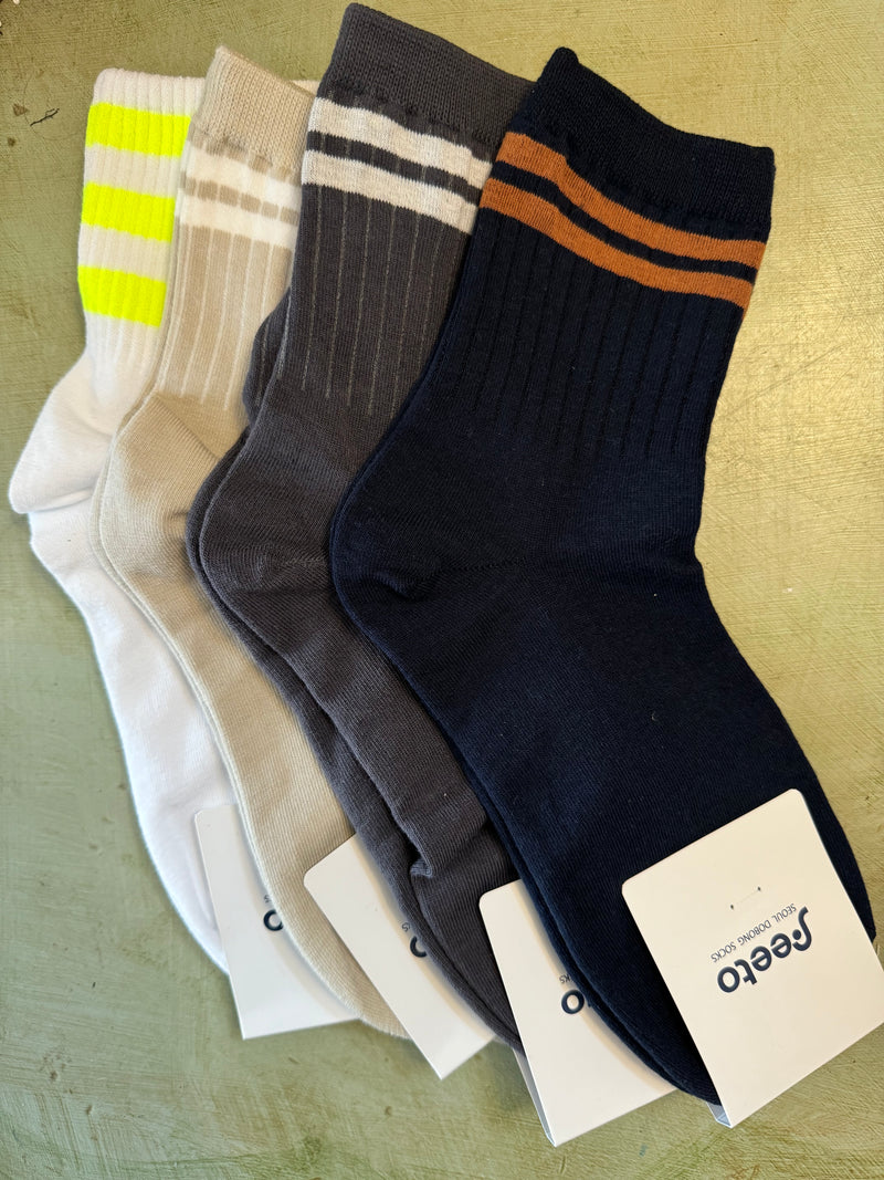 Seoul High Ankle Socks