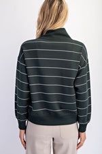 Model Scuba Stripe V-Neck