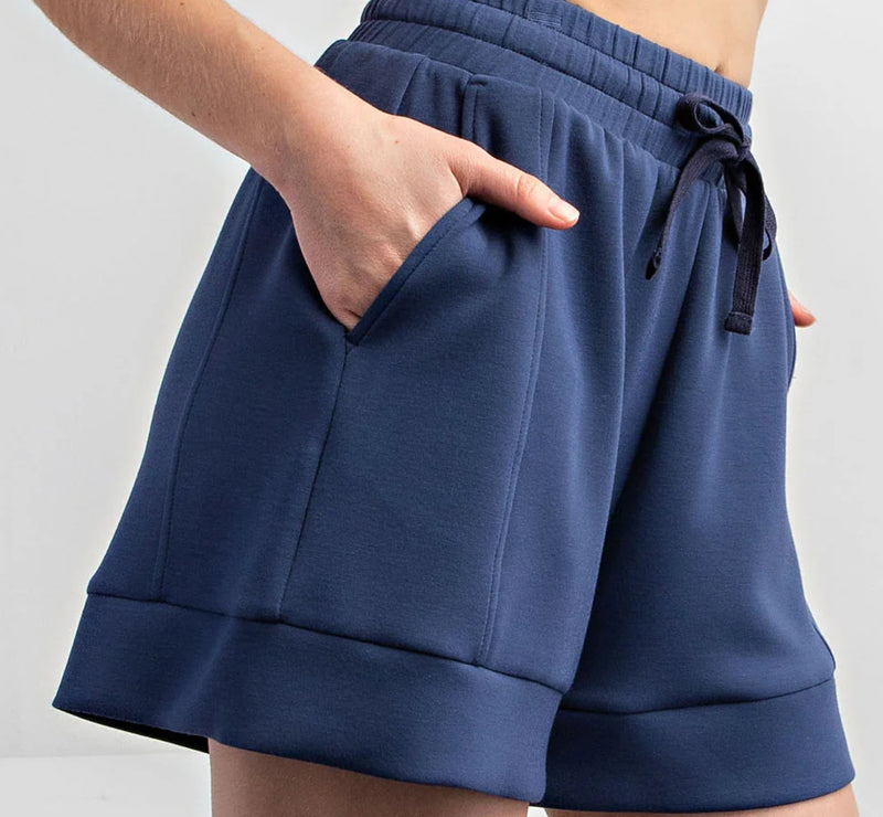 Scuba Tulip Short