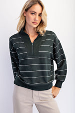 Model Scuba Stripe V-Neck
