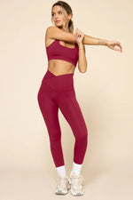 Crisscross Hourglass® Leggings with Pockets