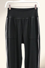 Butter Piping Jogger