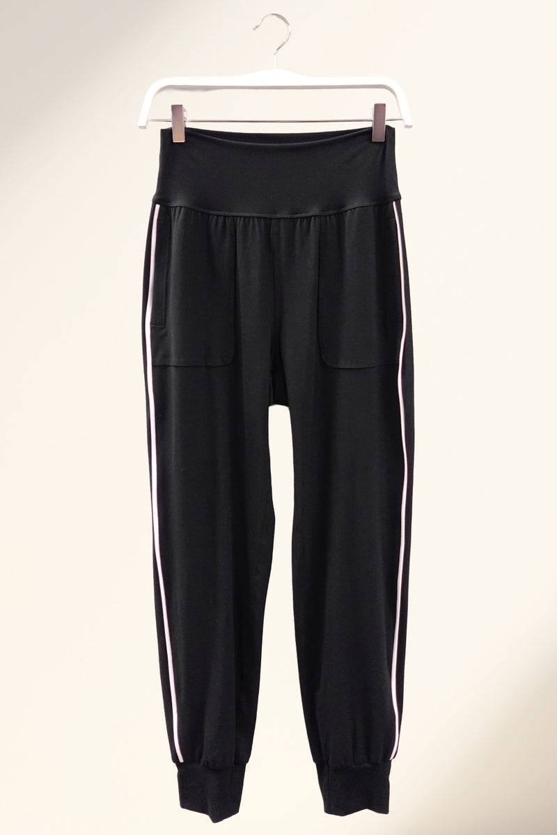 Butter Piping Jogger