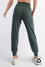 Butter Piping Jogger