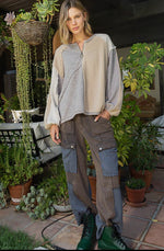 1/2 Zipper Round Neck Front Pouch Pocket Sweater Top
