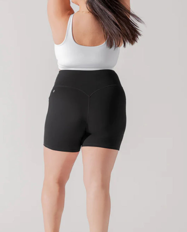 Crisscross Hourglass® Midi Short with Pockets (Soft Touch)